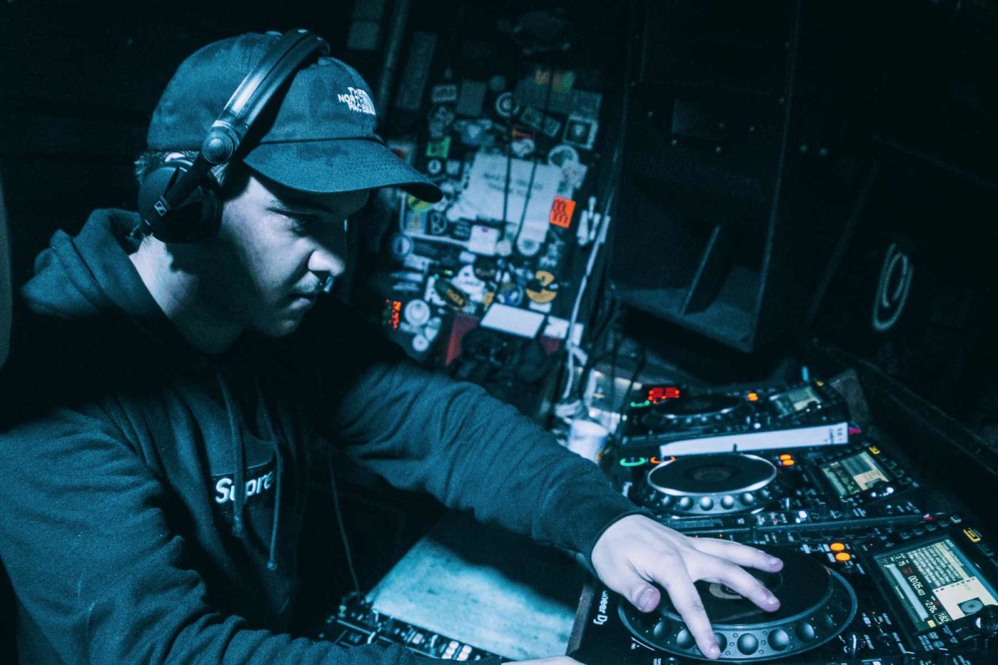 Critical Presents: Systems 015